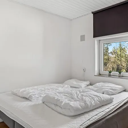 Cora - 1km From The Sea By Interhome בית נופש