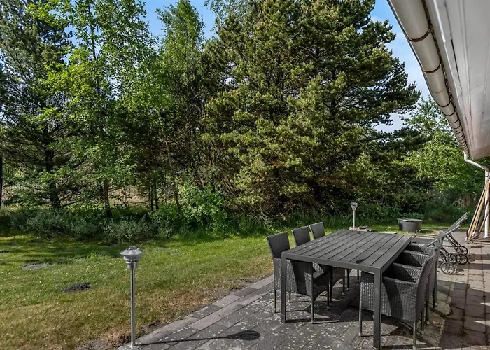 Holiday home Cora - 1km From The Sea By Interhome *