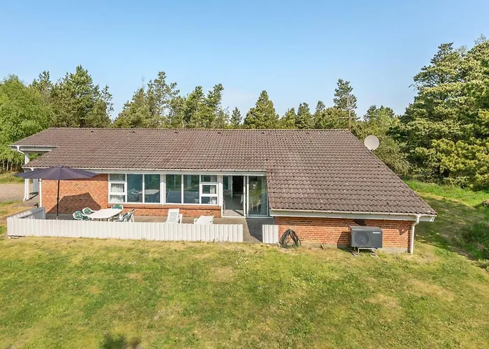 Holiday home Cora - 1km From The Sea By Interhome Molby